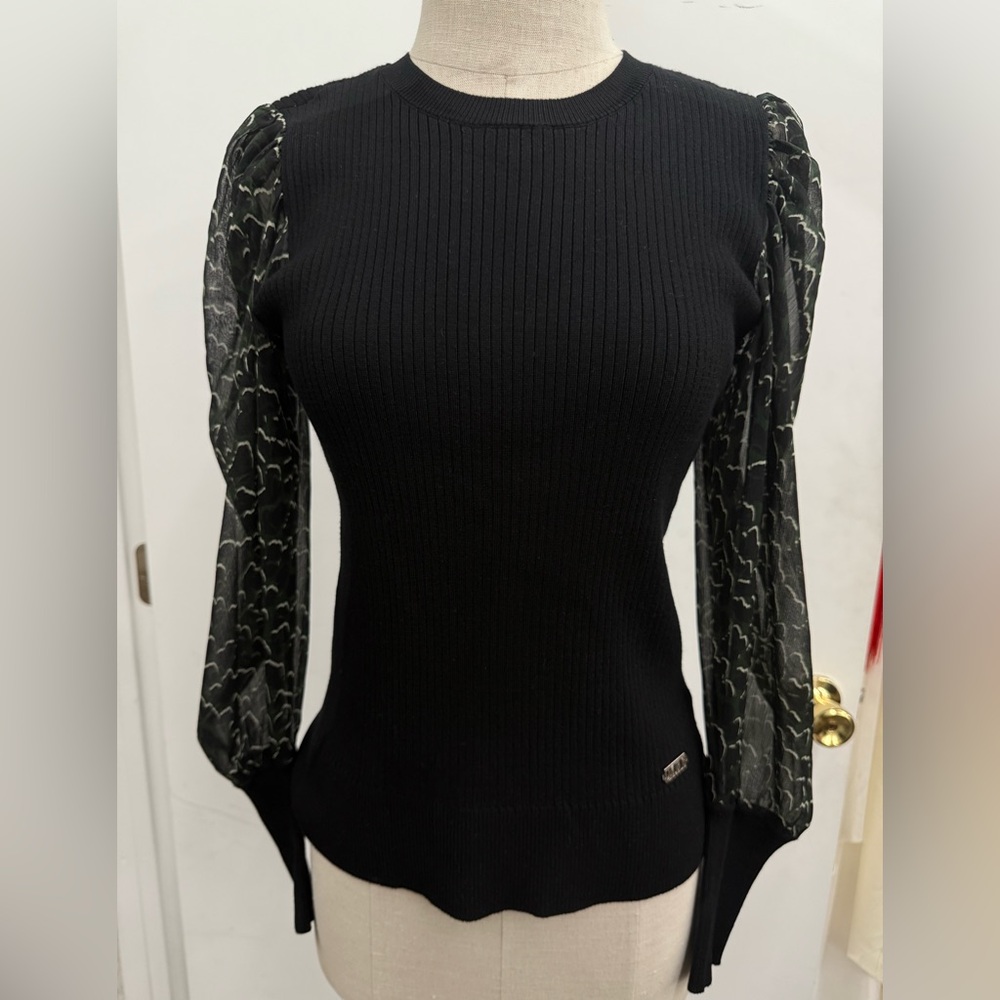DKNY  black Sheer Sleeves ribbed sweater